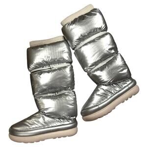 UGG Classic Maxi Ultra Tall women silver metallic shearling puffer boots size 7